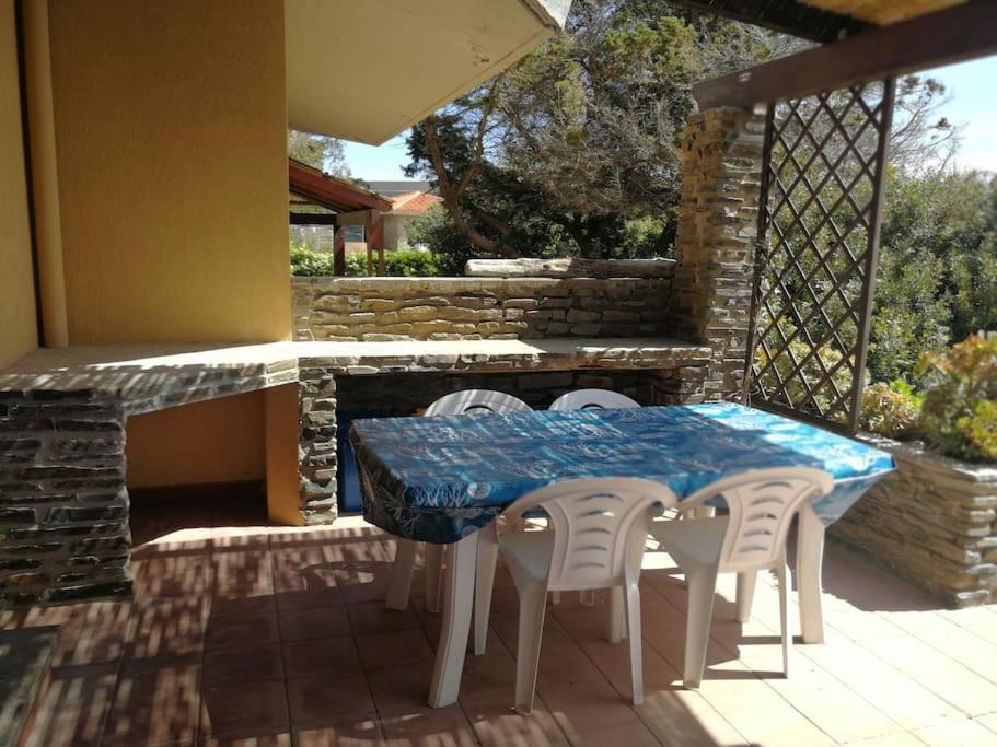 L' Elicriso, A Pochi Passi Dal Mare Con Giardino Privato - The Elicriso, A Few Meters From The Sea, With Private Garden Apartment Stintino Exterior foto