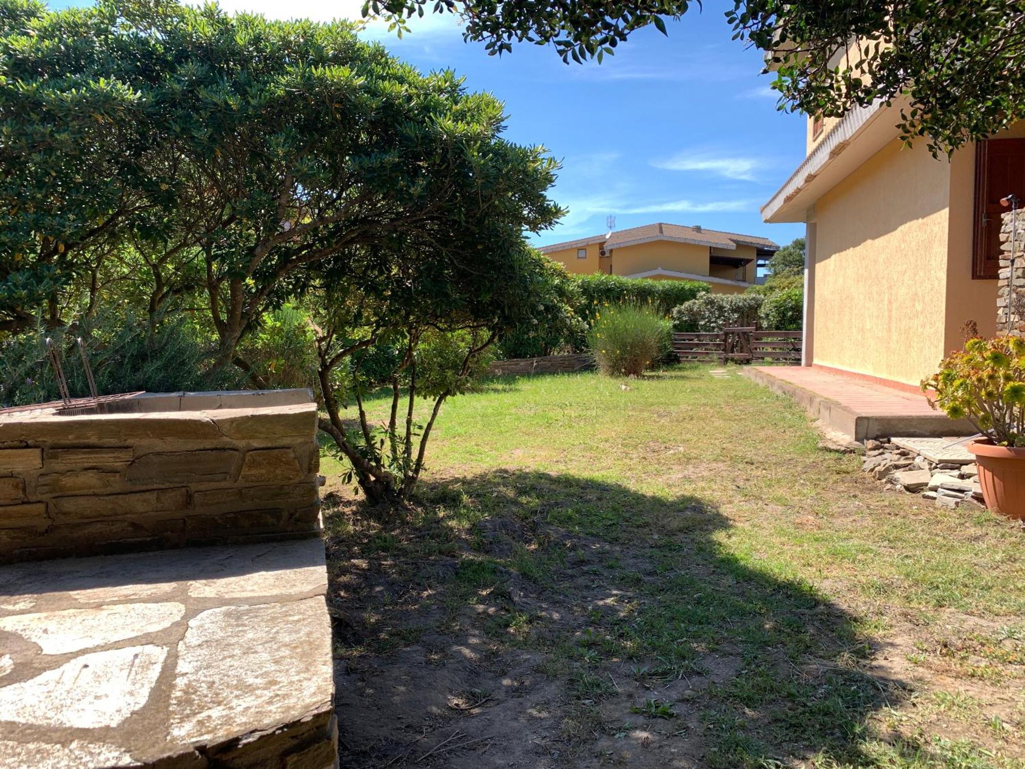 L' Elicriso, A Pochi Passi Dal Mare Con Giardino Privato - The Elicriso, A Few Meters From The Sea, With Private Garden Apartment Stintino Exterior foto